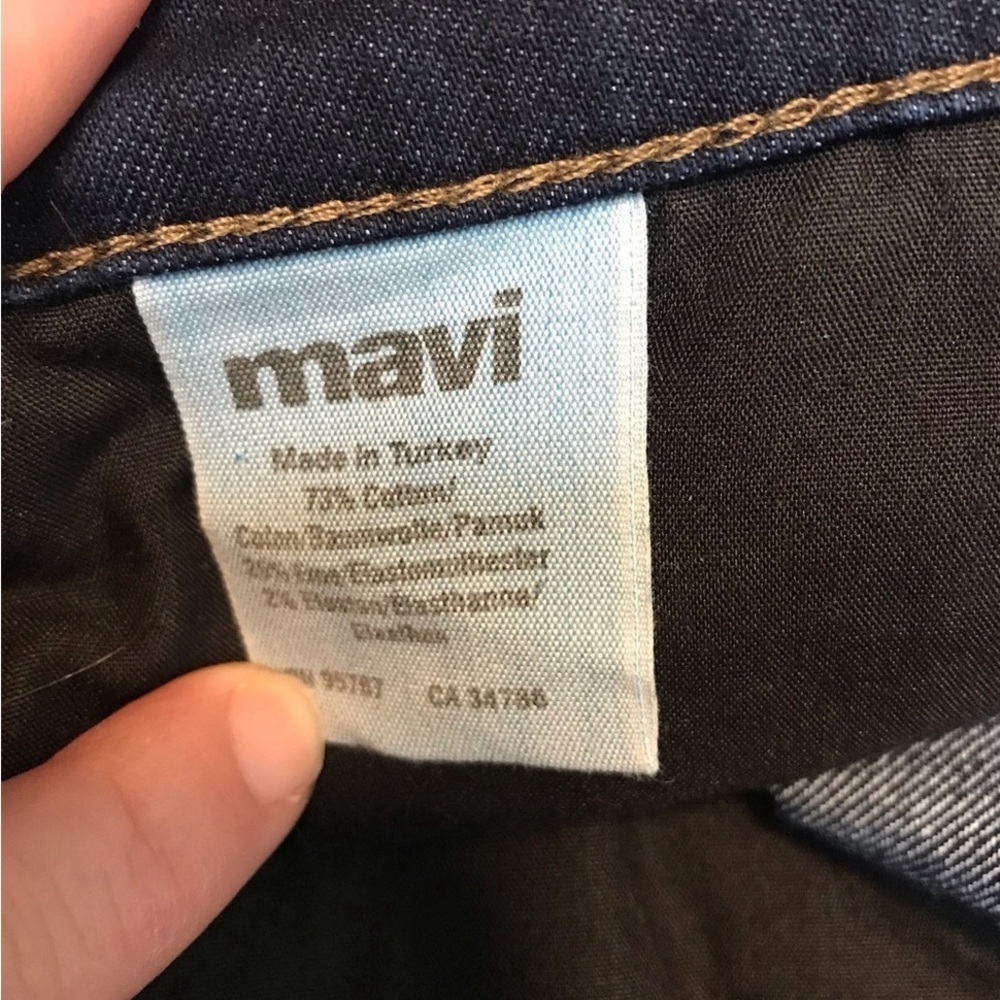 **Donated 2024** Mavi dark wash boot cut jeans size 30 - Picture 7 of 7